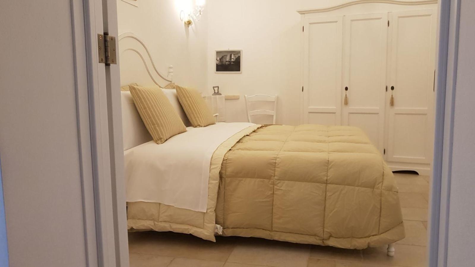Dimora Palmieri Di Charme Bed & Breakfast Monopoli Exterior photo