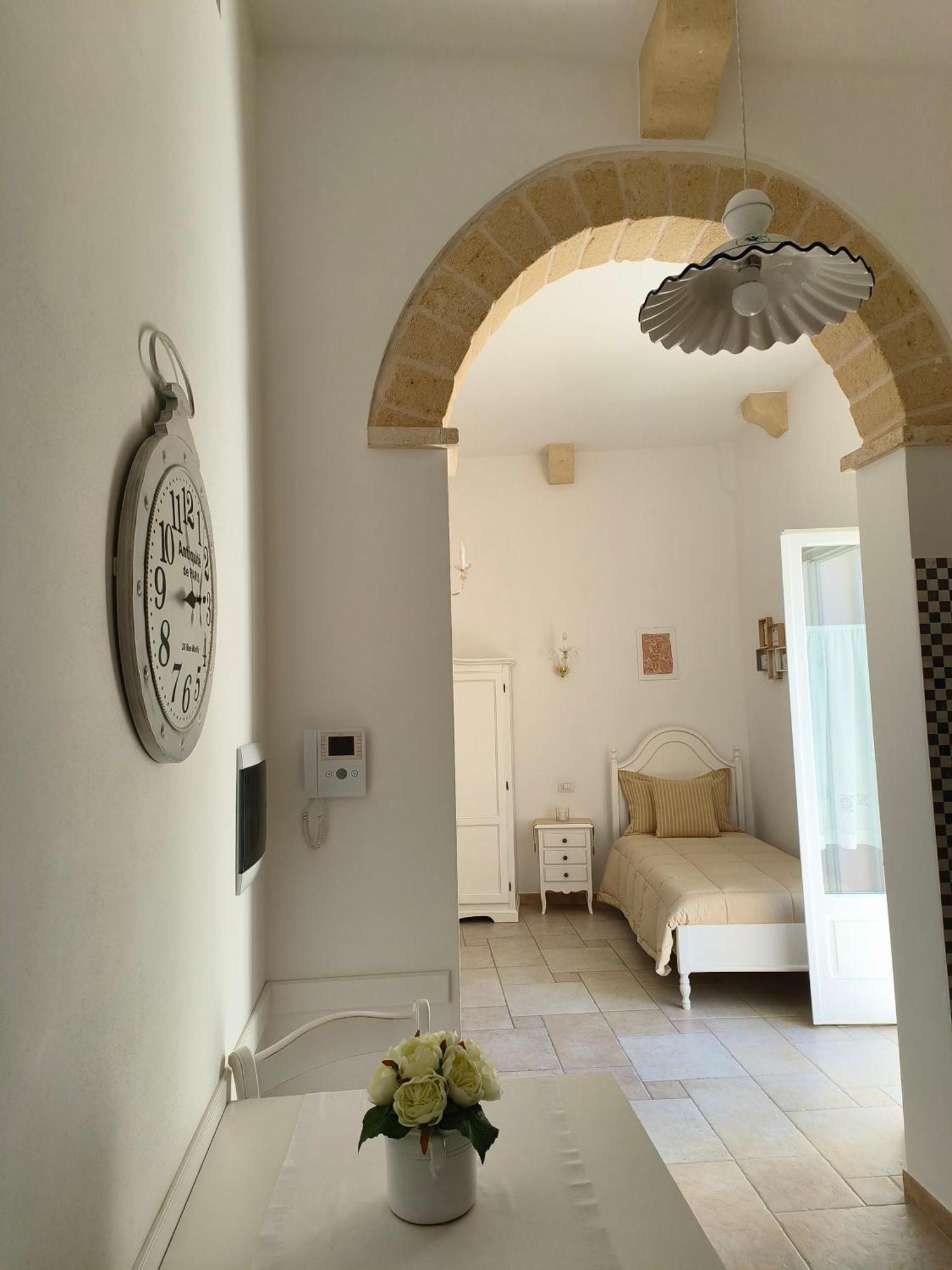 Dimora Palmieri Di Charme Bed & Breakfast Monopoli Exterior photo