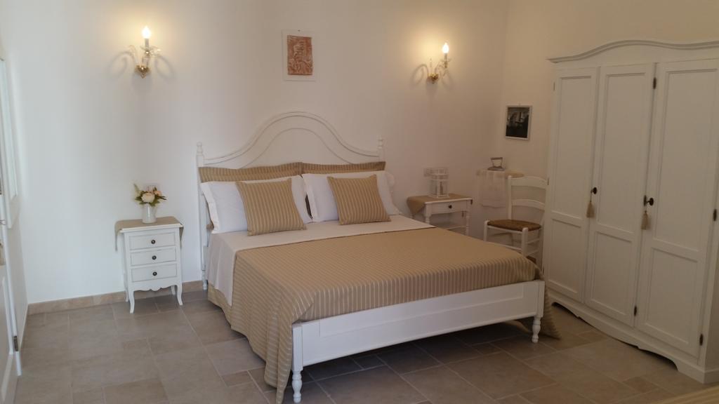 Dimora Palmieri Di Charme Bed & Breakfast Monopoli Exterior photo